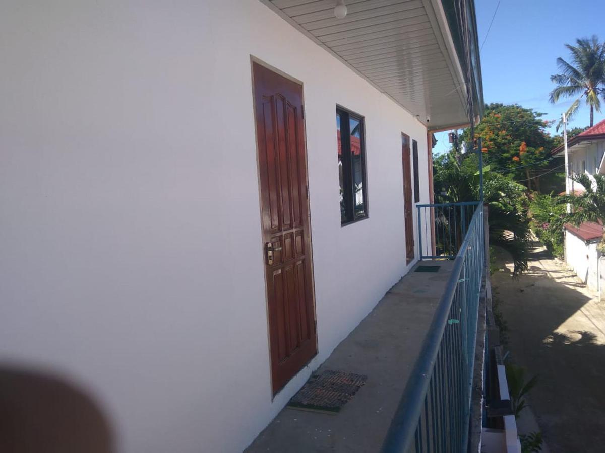 Gaja Go Dive & Inn Moalboal Exterior photo